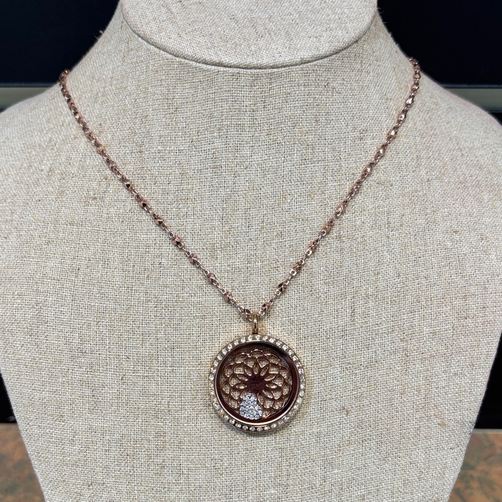 South Hill Designs Rose gold and clear rhinestone pendant and necklace